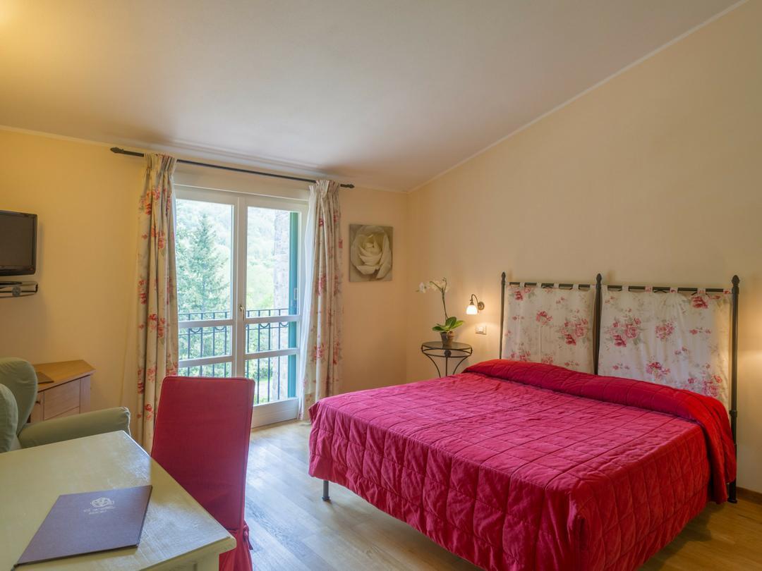 Cà Del Moro Resort Pontremoli Extérieur photo