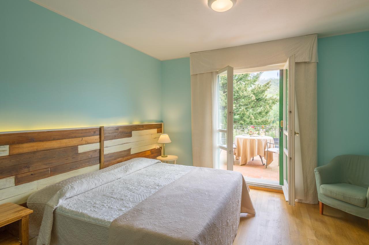 Cà Del Moro Resort Pontremoli Extérieur photo