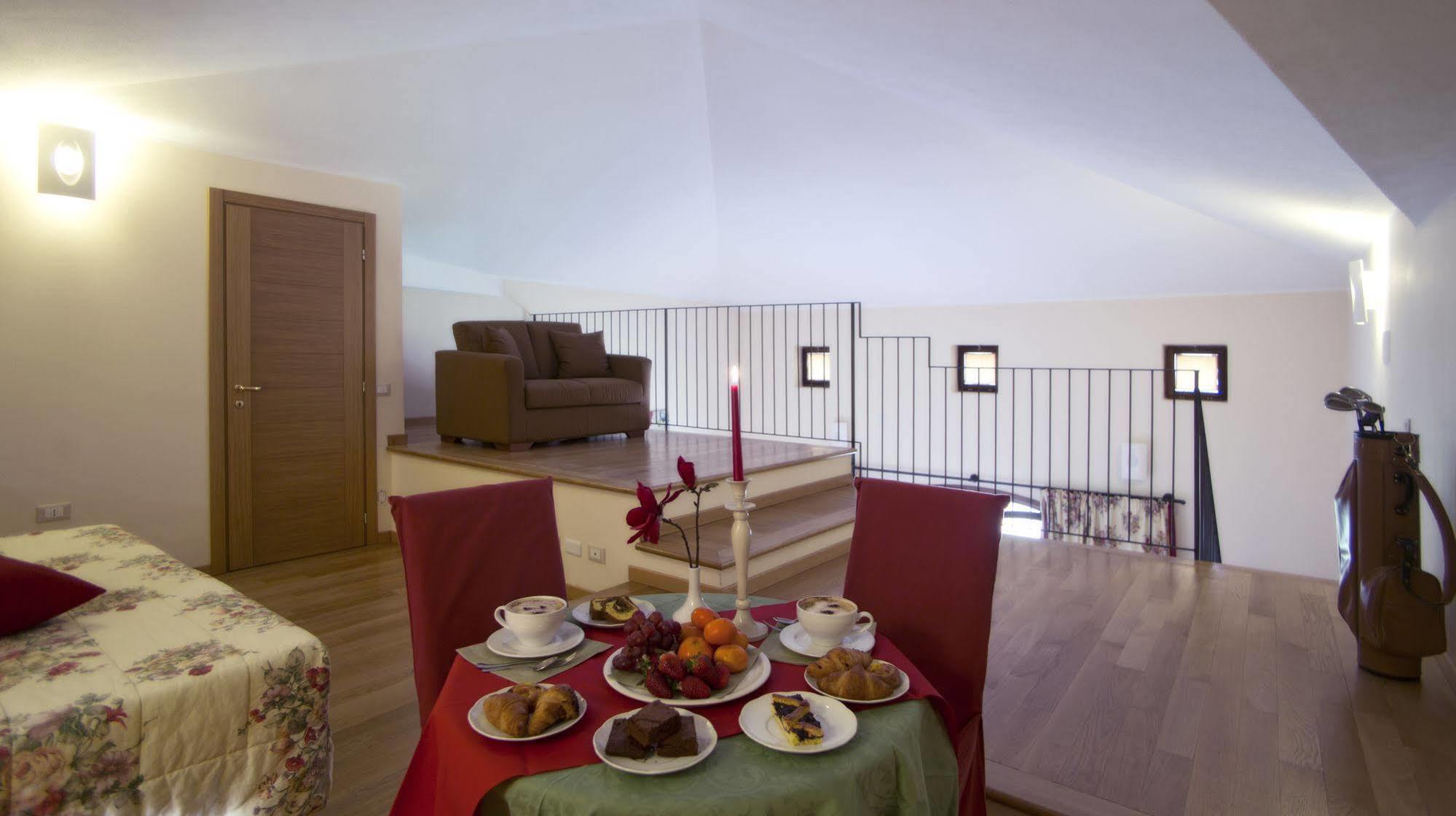 Cà Del Moro Resort Pontremoli Extérieur photo