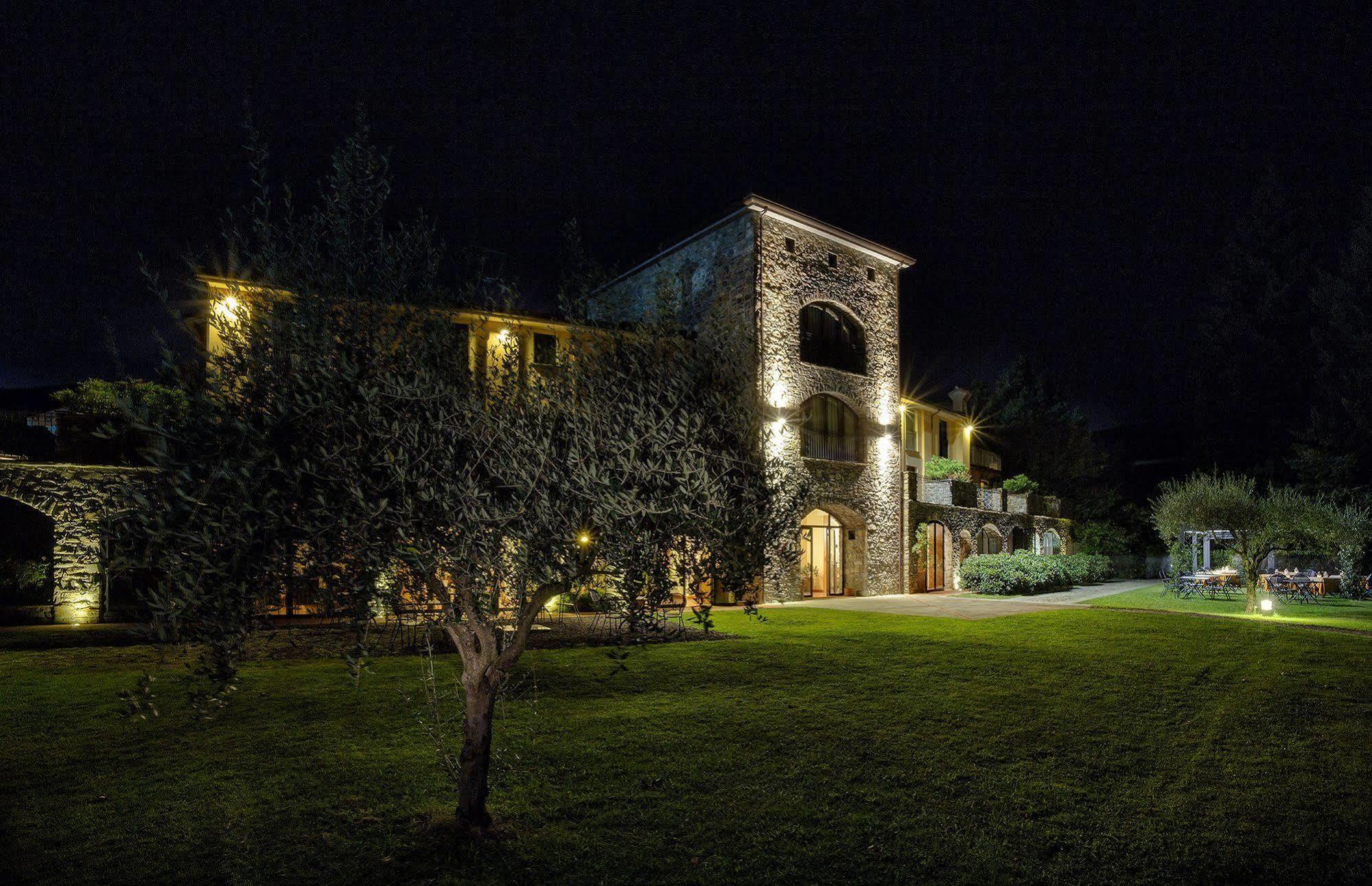 Cà Del Moro Resort Pontremoli Extérieur photo