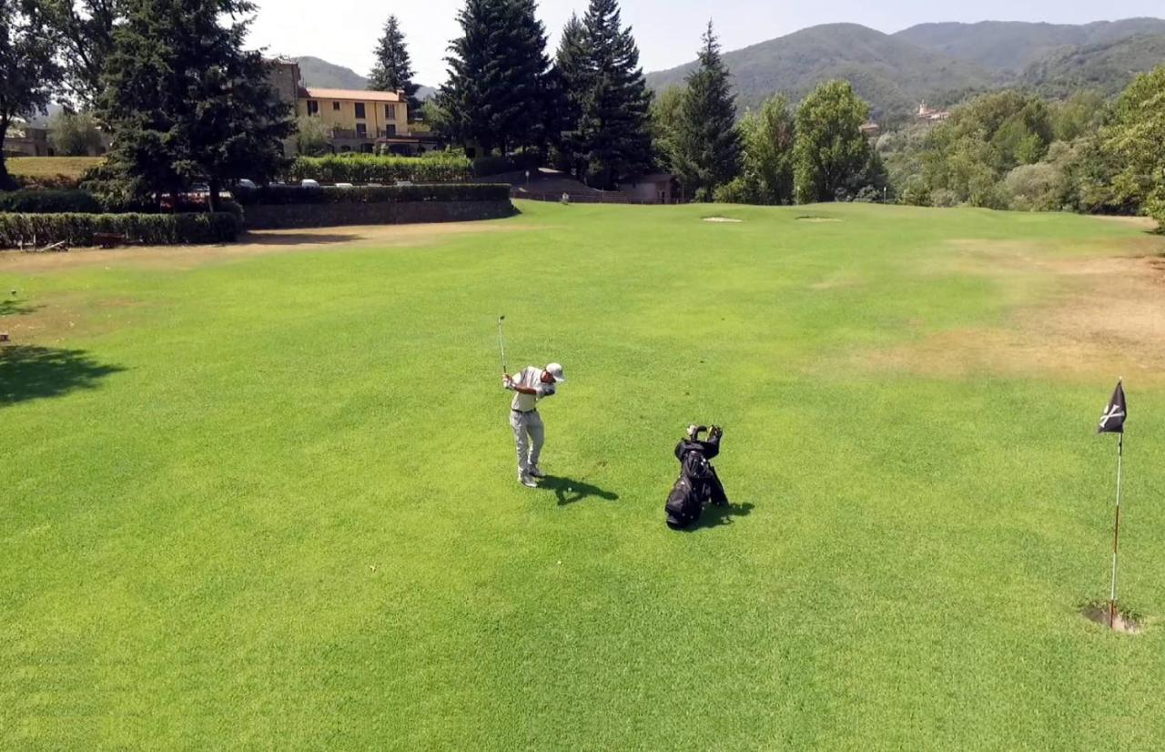 Cà Del Moro Resort Pontremoli Extérieur photo