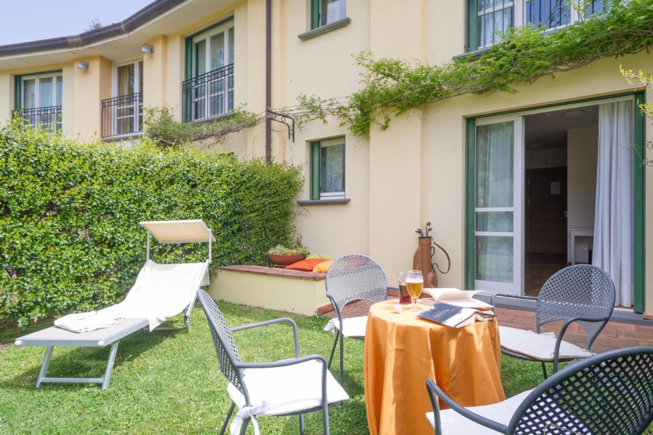 Cà Del Moro Resort Pontremoli Extérieur photo